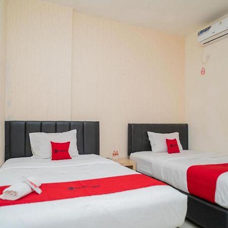 Reddoorz Near Flyover Arjosari Malang Esterno foto