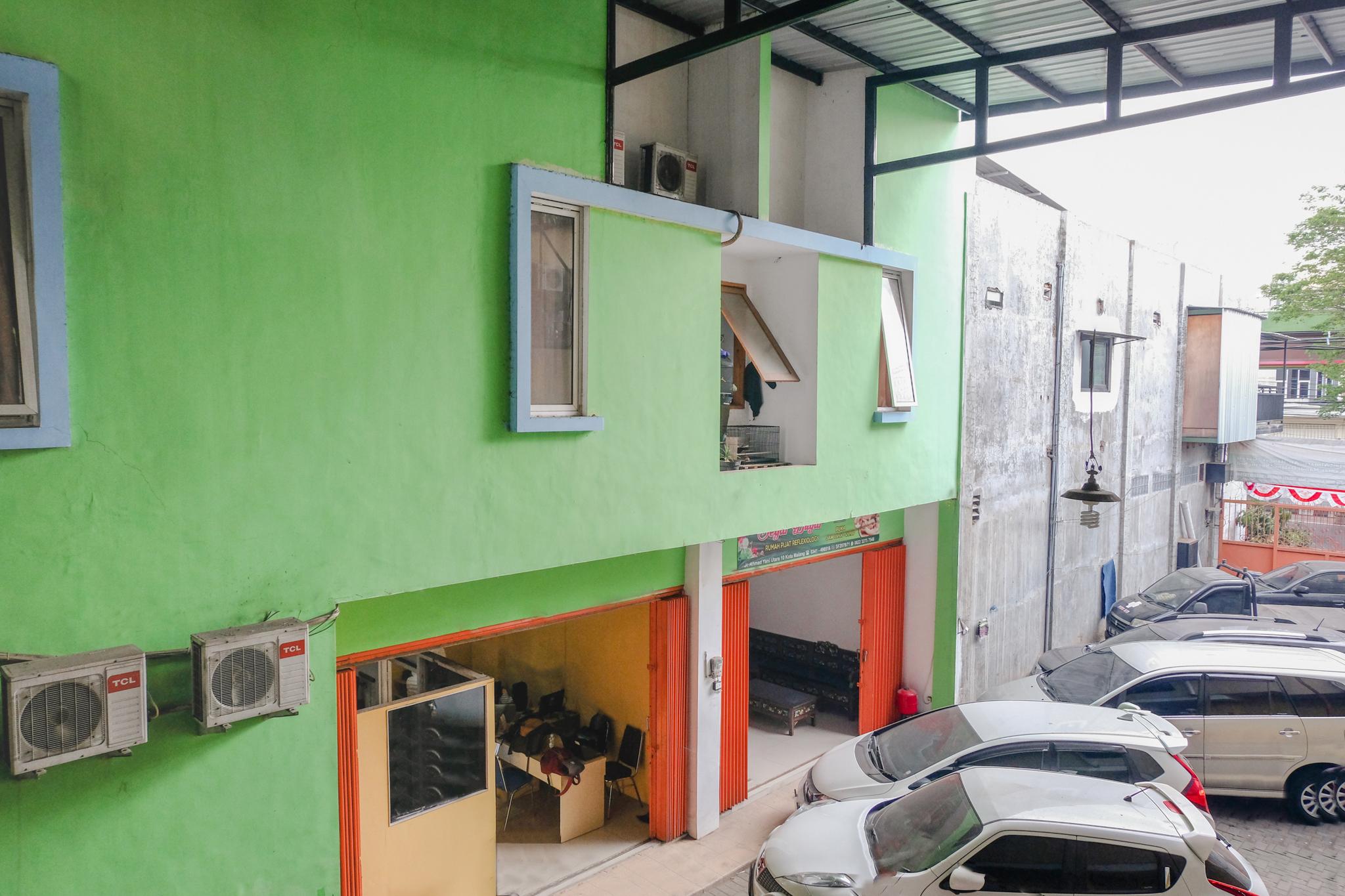Reddoorz Near Flyover Arjosari Malang Esterno foto