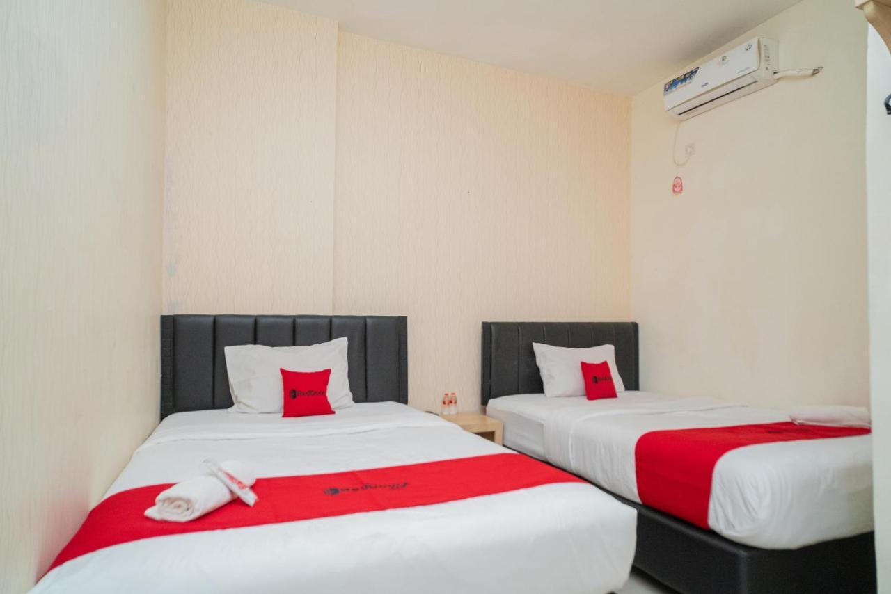 Reddoorz Near Flyover Arjosari Malang Esterno foto