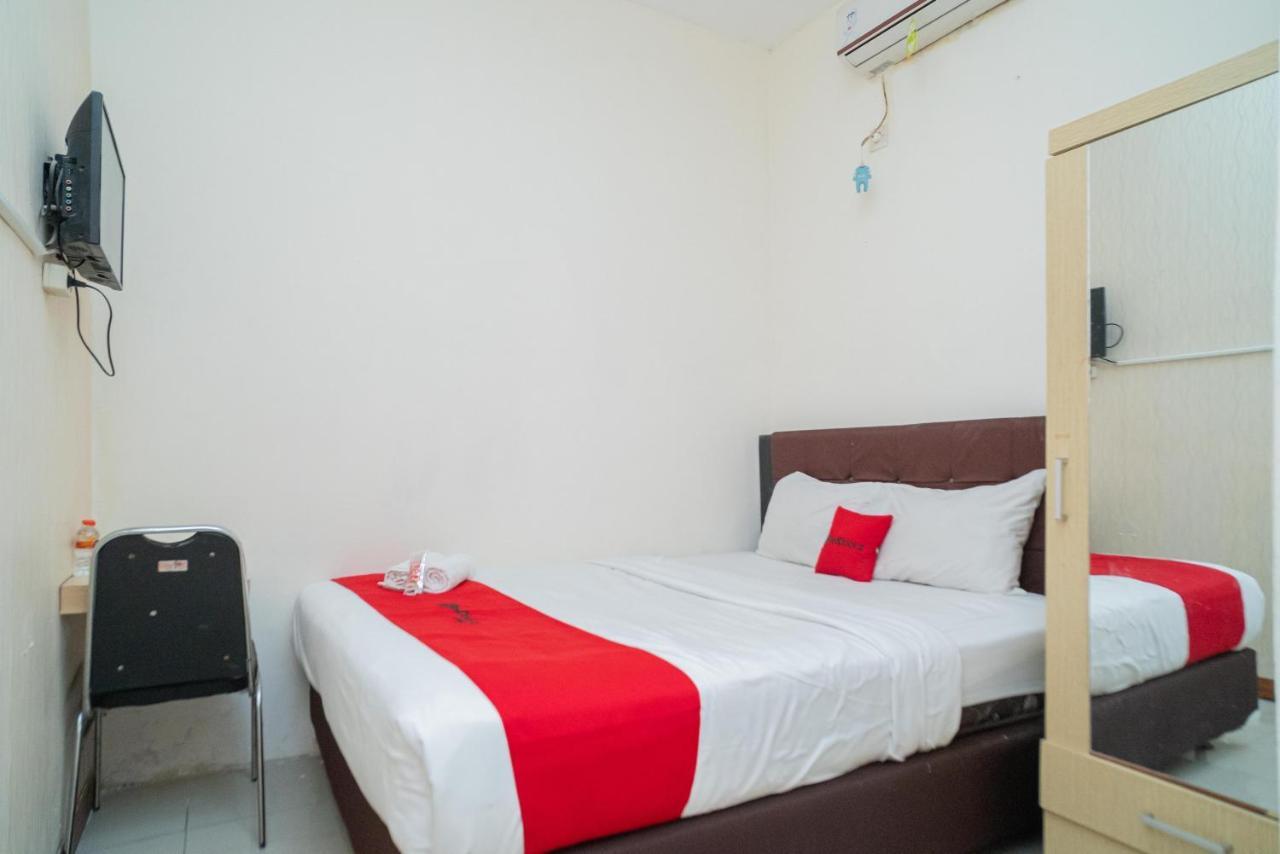Reddoorz Near Flyover Arjosari Malang Esterno foto