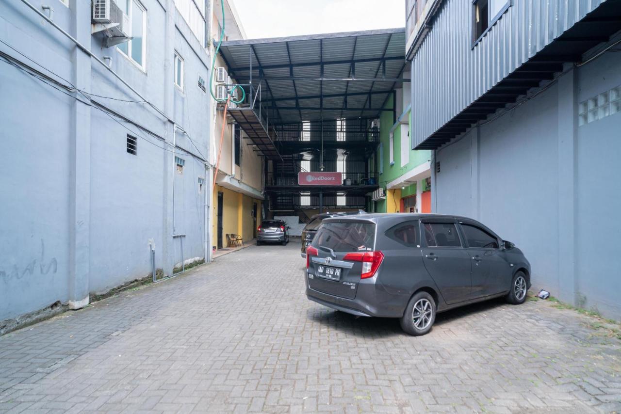 Reddoorz Near Flyover Arjosari Malang Esterno foto